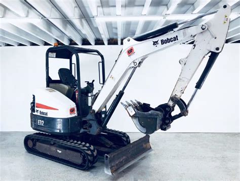 2012 bobcat e32 mini excavator for sale|bobcat e32 excavator specs.